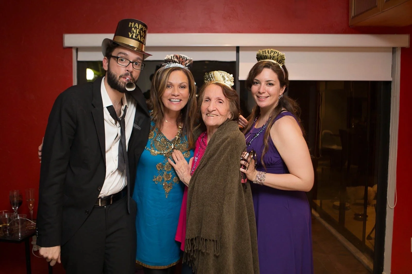 Un adiós  y un hola, entre el dolor y la gratitud