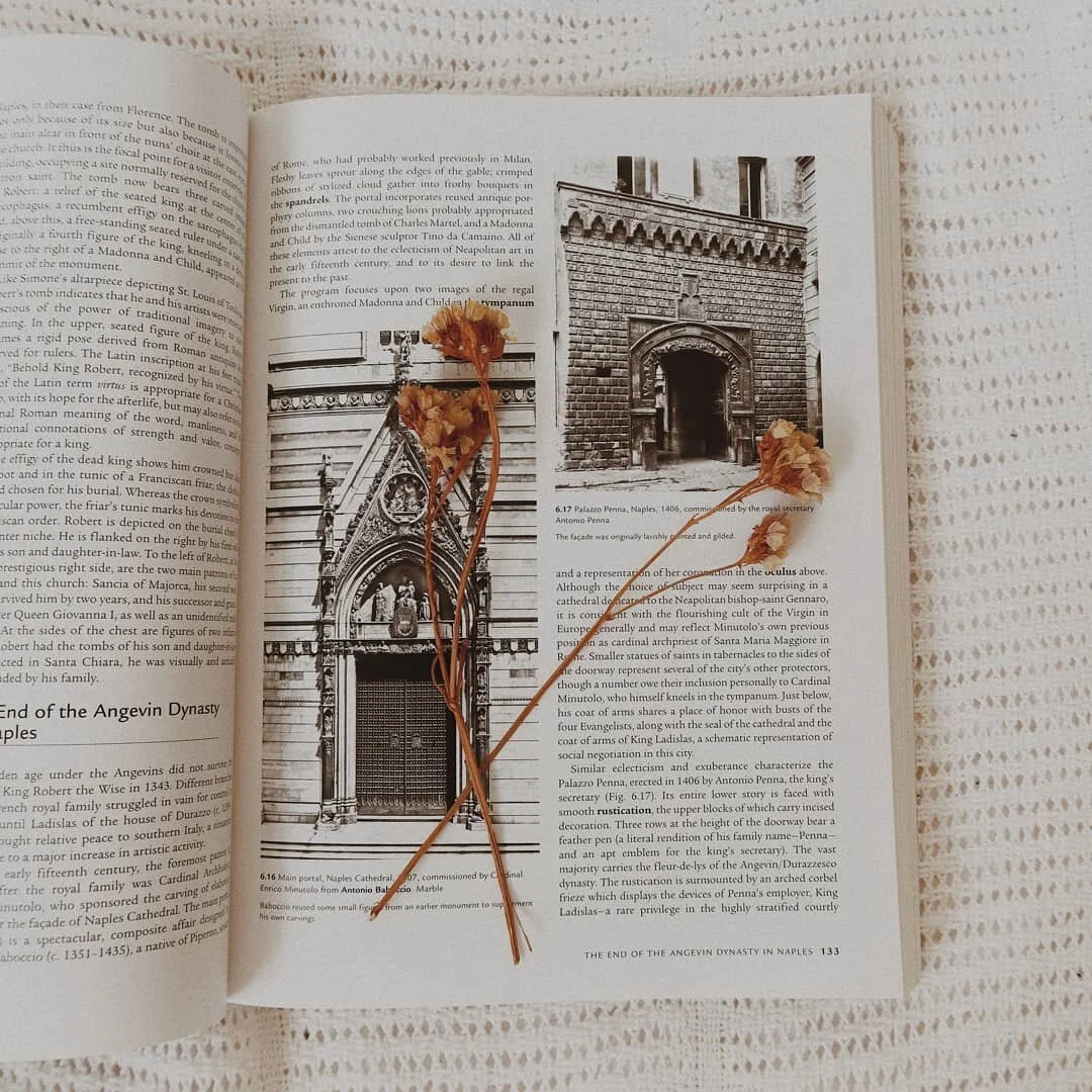 QOTD: What do you do when you feel uninspired? 
.
For the last week or so, I've been struggling to break through my writer's block and creative block. I didn't feel like writing or blogging or being active on social media. Taking a step away felt lik