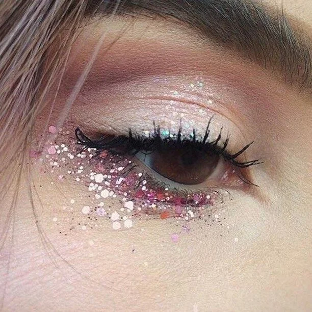 Less bitter. More glitter. 💗 ⁠
.⁠
We want to see your beauty looks! Tag @fazermagazine for a chance to be featured! ⁠
.⁠
.⁠
📷 via @mylunabeam⁠
⁠