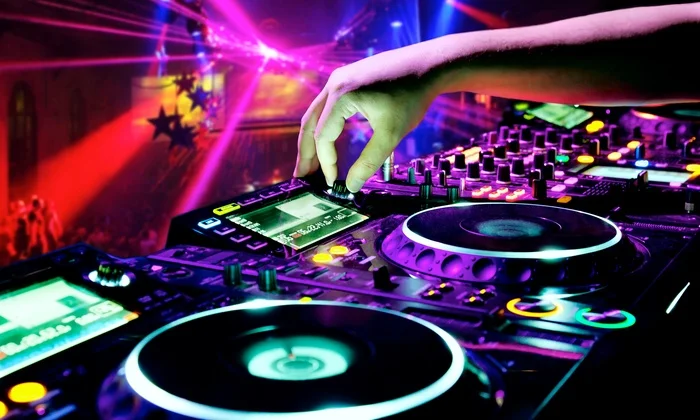 dj controller 2.jpg