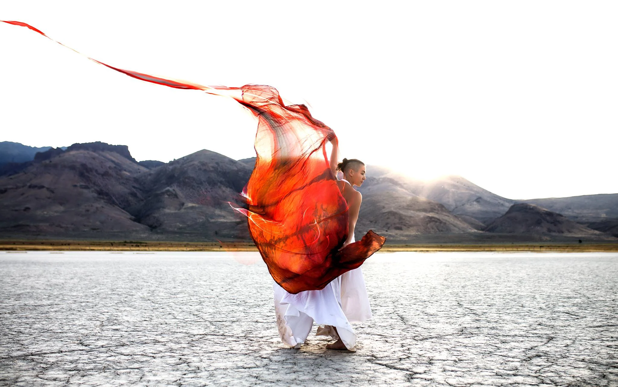 Tom_Lupton_Portrait_Photography_Desert.jpg