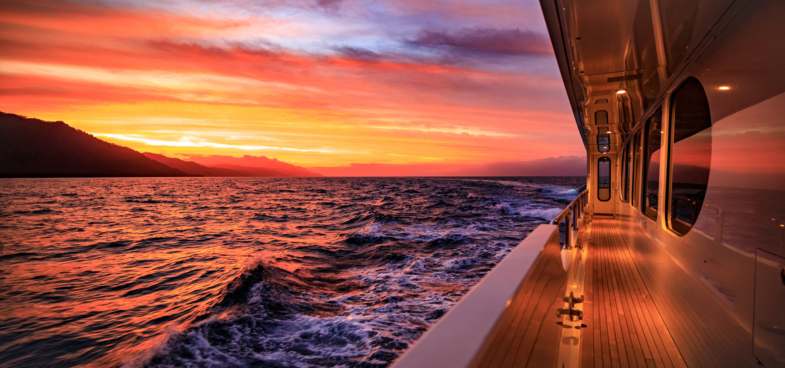 1 HOL PNG 20191008@180802.jpg