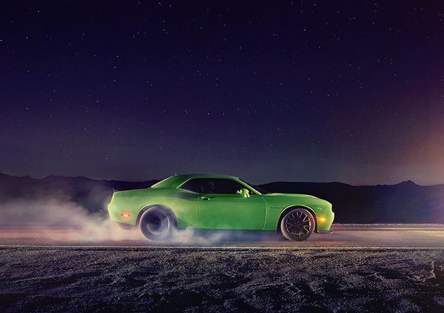 Burnouts continue, this time courtesy of the Dodge Hellcat. @carmagazine @thebenpulman #burnout #hellcat #dodge #dodgehellcat #challengerhellcat #carsofinstagram #apaphoto