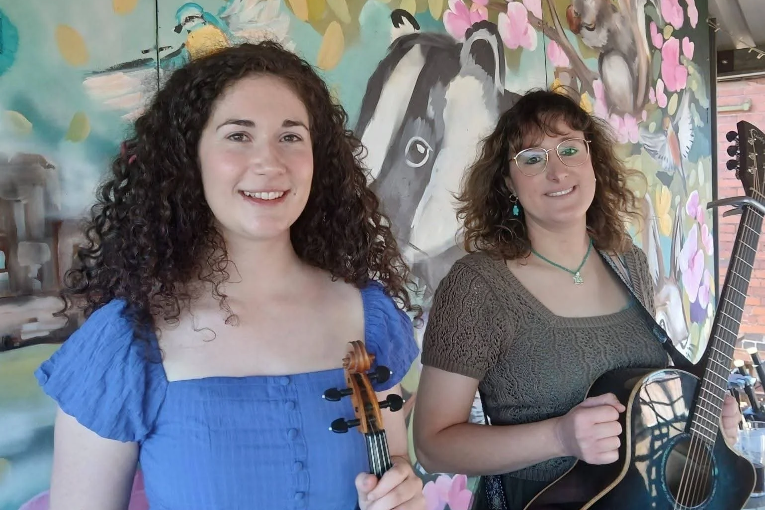LIVE MUSIC