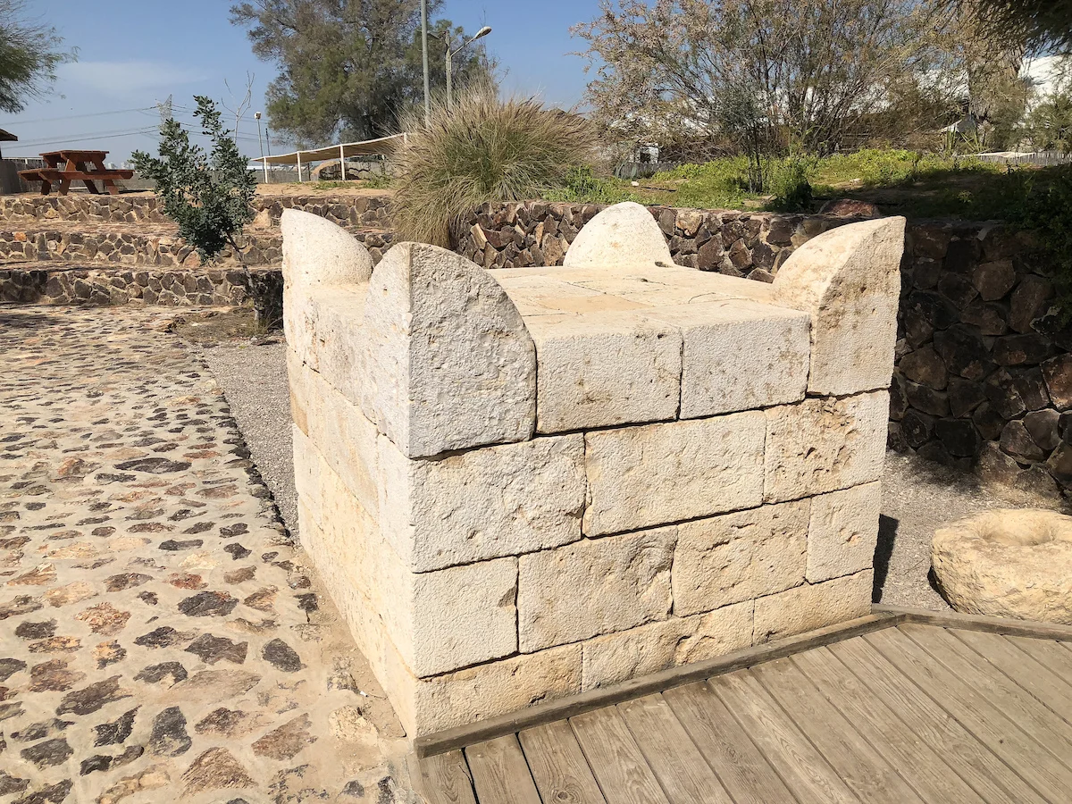Beersheba altar replica 1.jpg