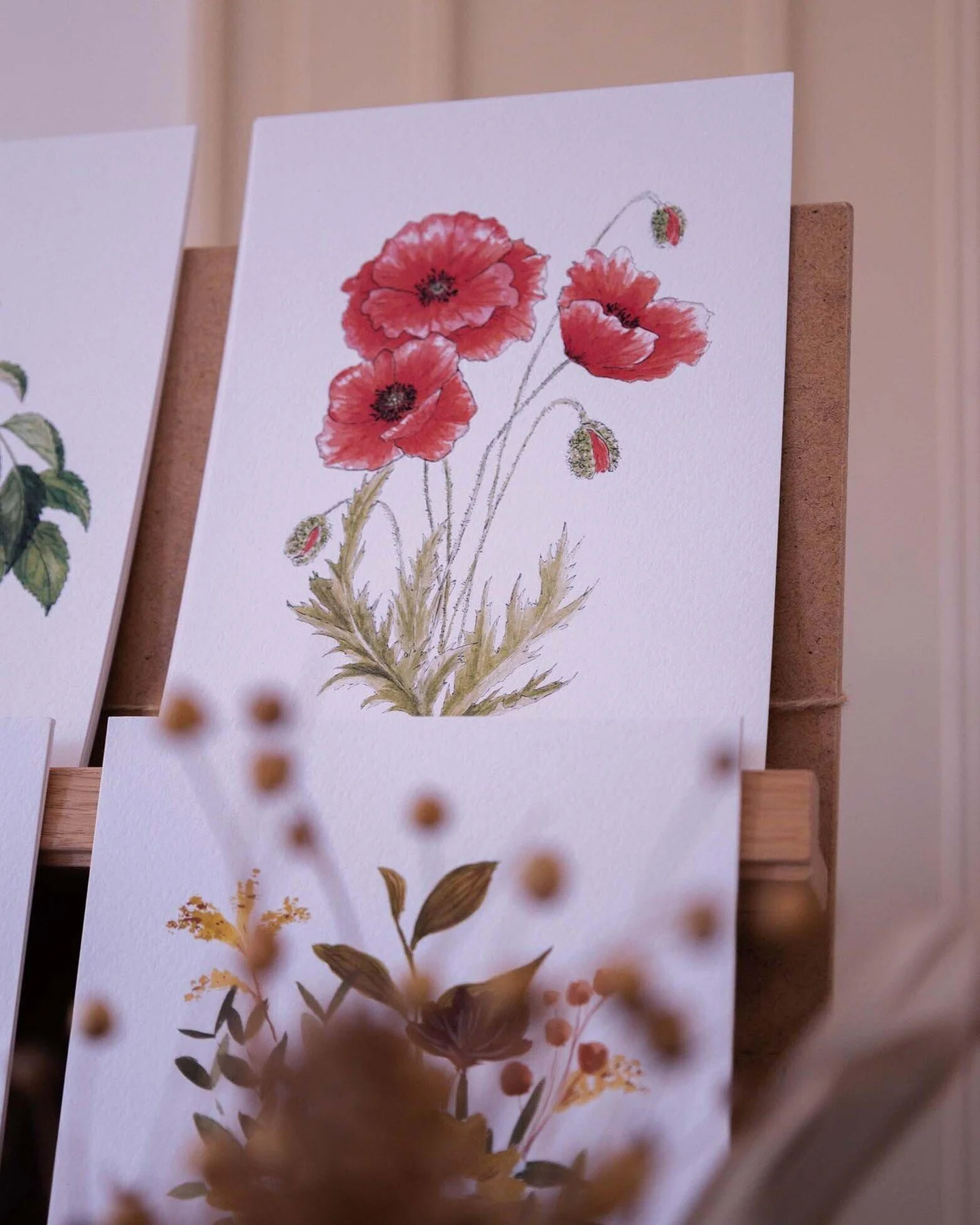 𝚁𝚎𝚝𝚘𝚞𝚛 𝚎𝚗 𝚒𝚖𝚊𝚐𝚎𝚜 ✰ Folk Spirit Market 2025 ✰
@botanophilia.illustrations
📸 @kateschurch 
.
.
.
.
.
.
#FolkSpiritMarket #event #lausanne #nextevent#swissboho #bohemechic#bohemestyle #fashion#accessories #jewelry #swisshippie#swissboheme