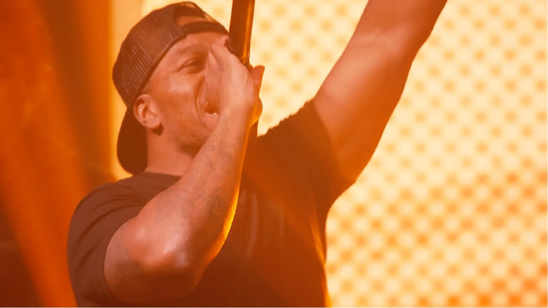 Vuse X RudimentaLK X McLaren Performance