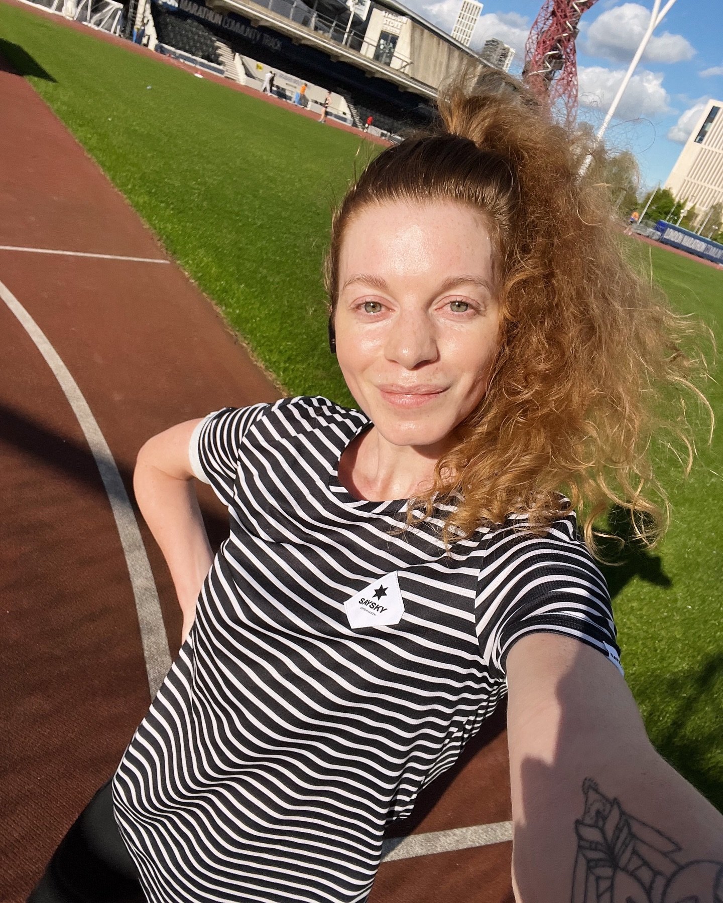 Track Tuesday with the good old 8*1km session. 

I&rsquo;m a morning runner, and I&rsquo;d have had a better workout if I had done it at 7am rather than 5pm. But&hellip; I had the brilliant idea to enter evening races so now I&rsquo;ve got to train m