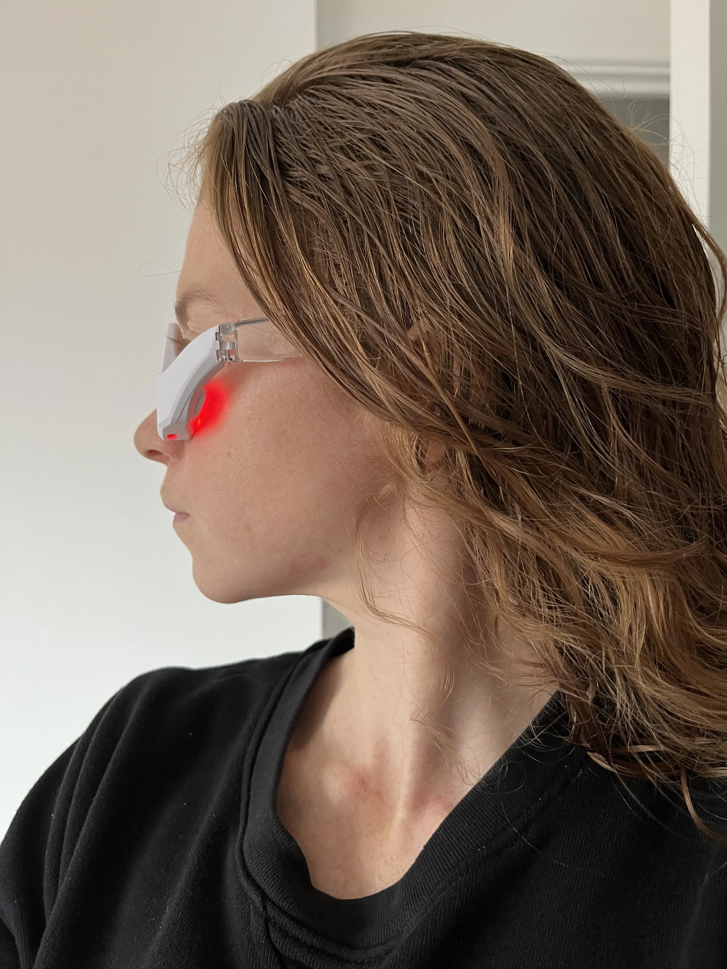 Botanique Paris RevitalEyes™ Under-Eye Red Light Therapy device: my honest review
