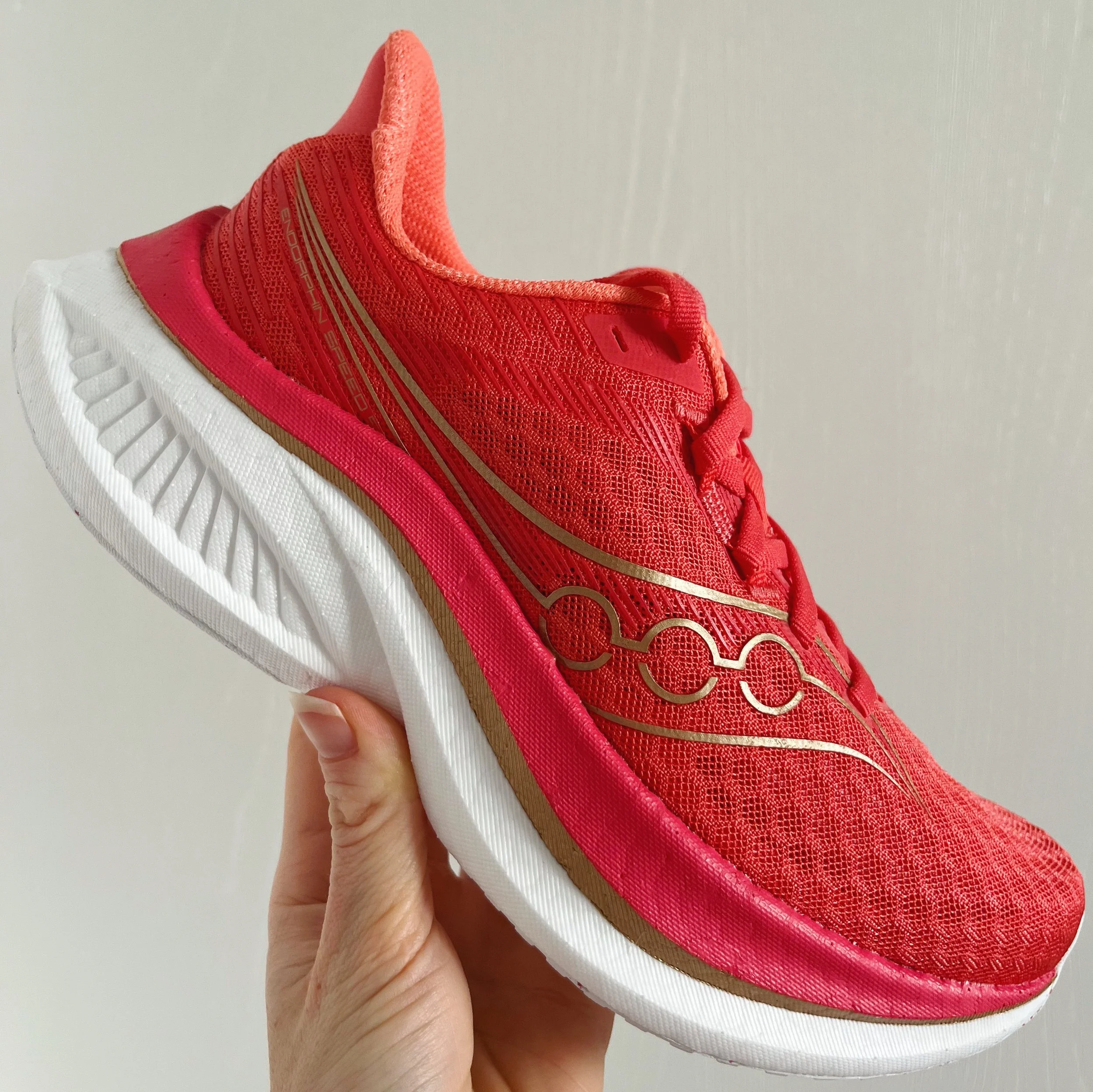 Saucony Endorphin Speed 5 review (unsponsored) | Endorphin Speed 5 vs 4