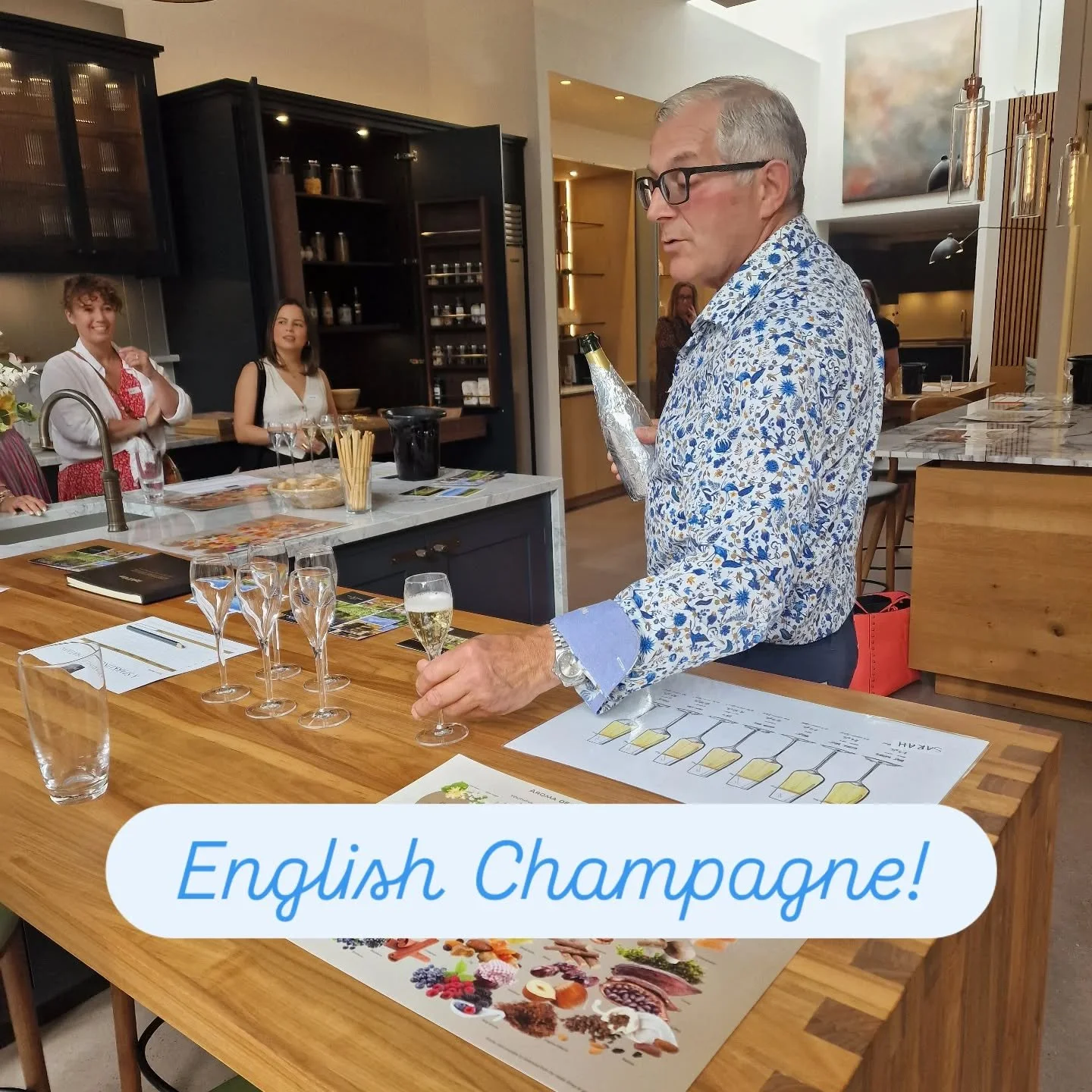 Lovely evening tasting and learning about how champagne is made @dryhillwines and hosted by @roundhouse_design, it was delicious and fun, thank you!

#champagne #englishwine #cheltenham #dryhill #luxurylifestyle #englishstyle #2025 #cotswoldliving #s