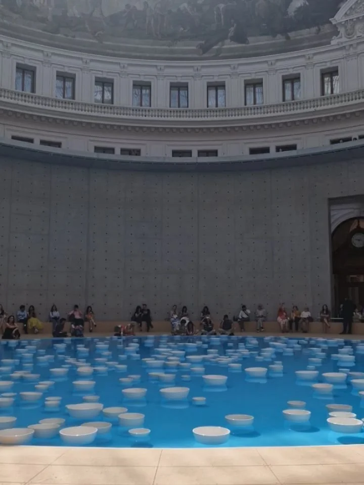 Another of my summer art highlights was visiting The Pinault Collection in Paris to see this installation by C&eacute;leste Bousie-Mougenot in the beautiful rotunda designed by Tadao Ando.

#artforartssake #interiorarctecture #parisartmuseums #tadaoa