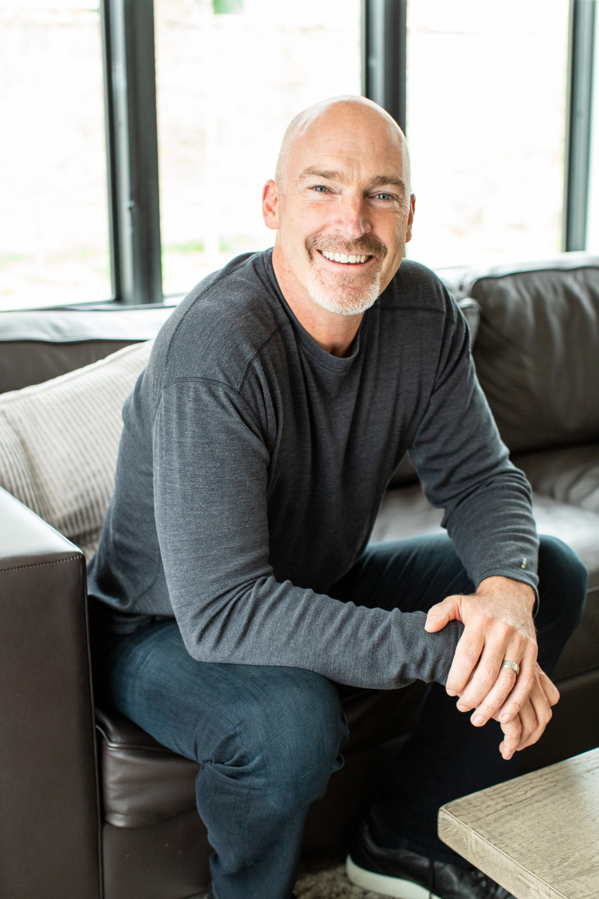 10 Disciplines to Maximize Your Freedom, Energy, Creativity, Impact and Inner Peace with Gino Wickman episode artwork
