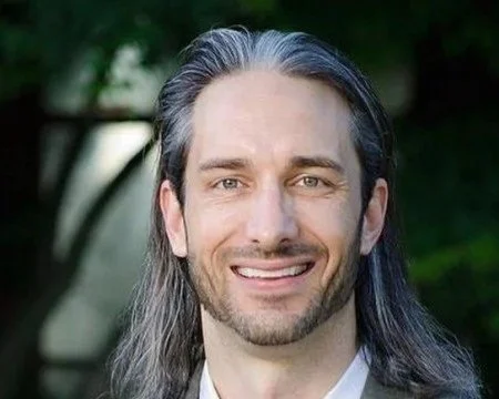 Growing Yourself and Your Money with Garrett Gunderson