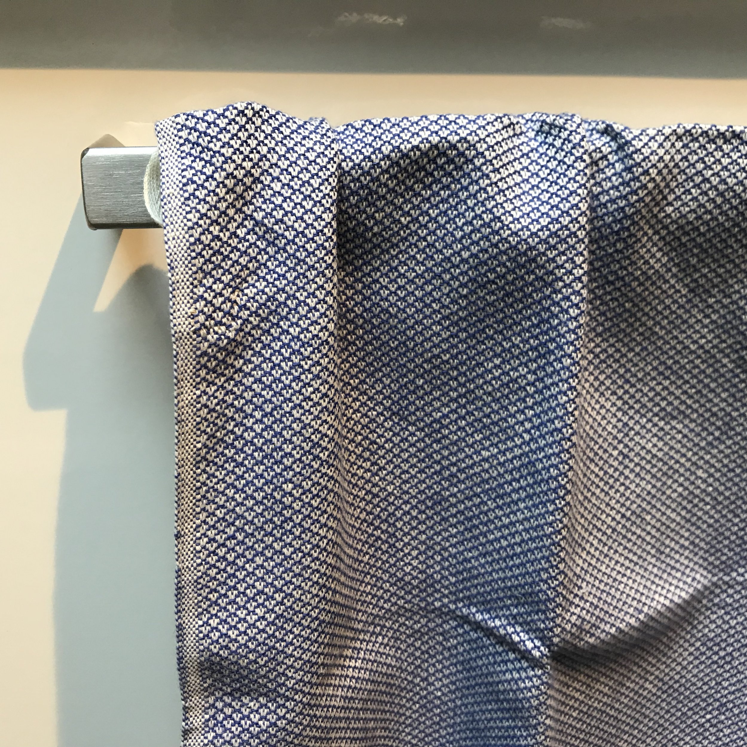 Essuie-main en coton tissé bleu de My Byzance