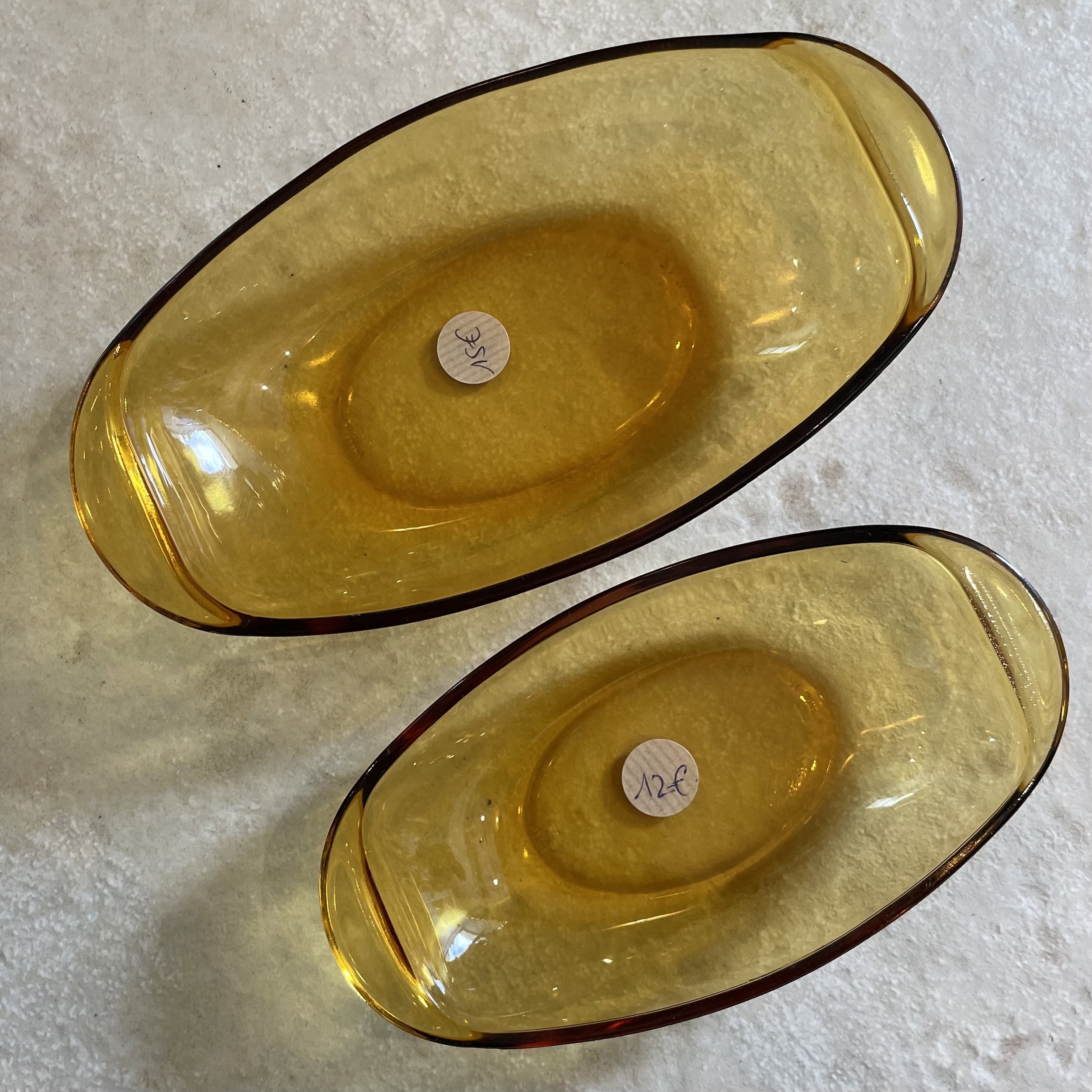 Ravier avec prise oval en verre orangé de 19 cm De My Byzance Broc