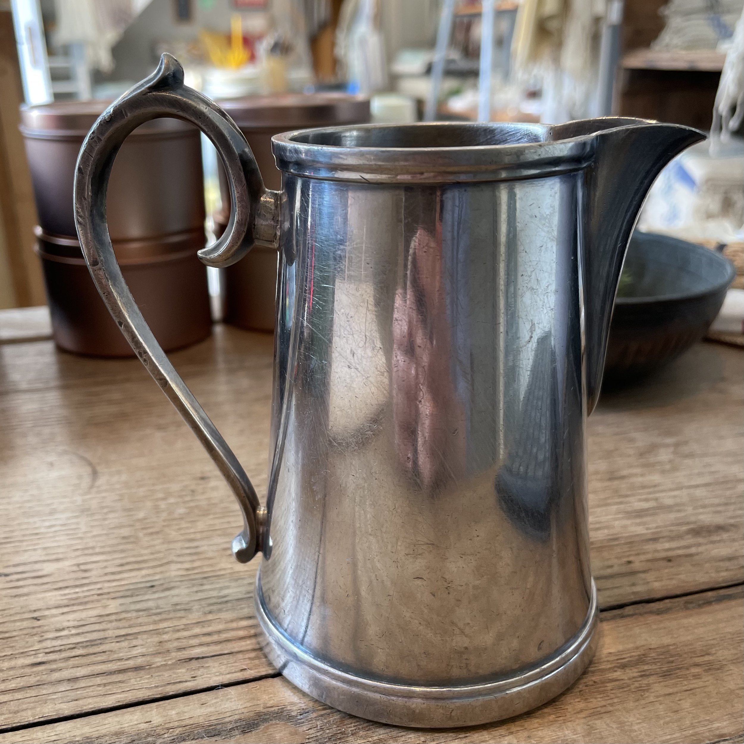 Pot à lait en métal argenté