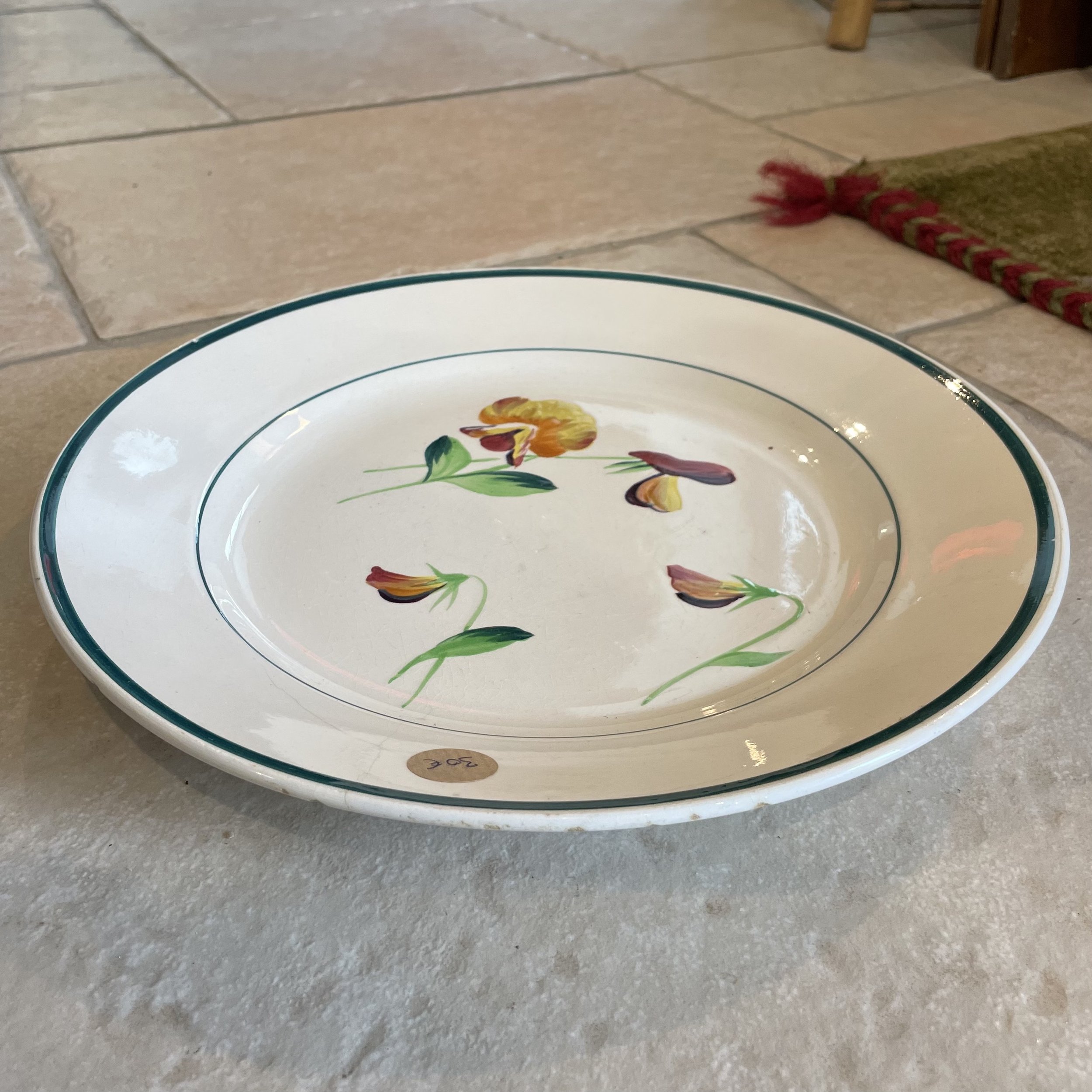 Plat à servir rond liseret vert et fleurs De My Byzance Broc
