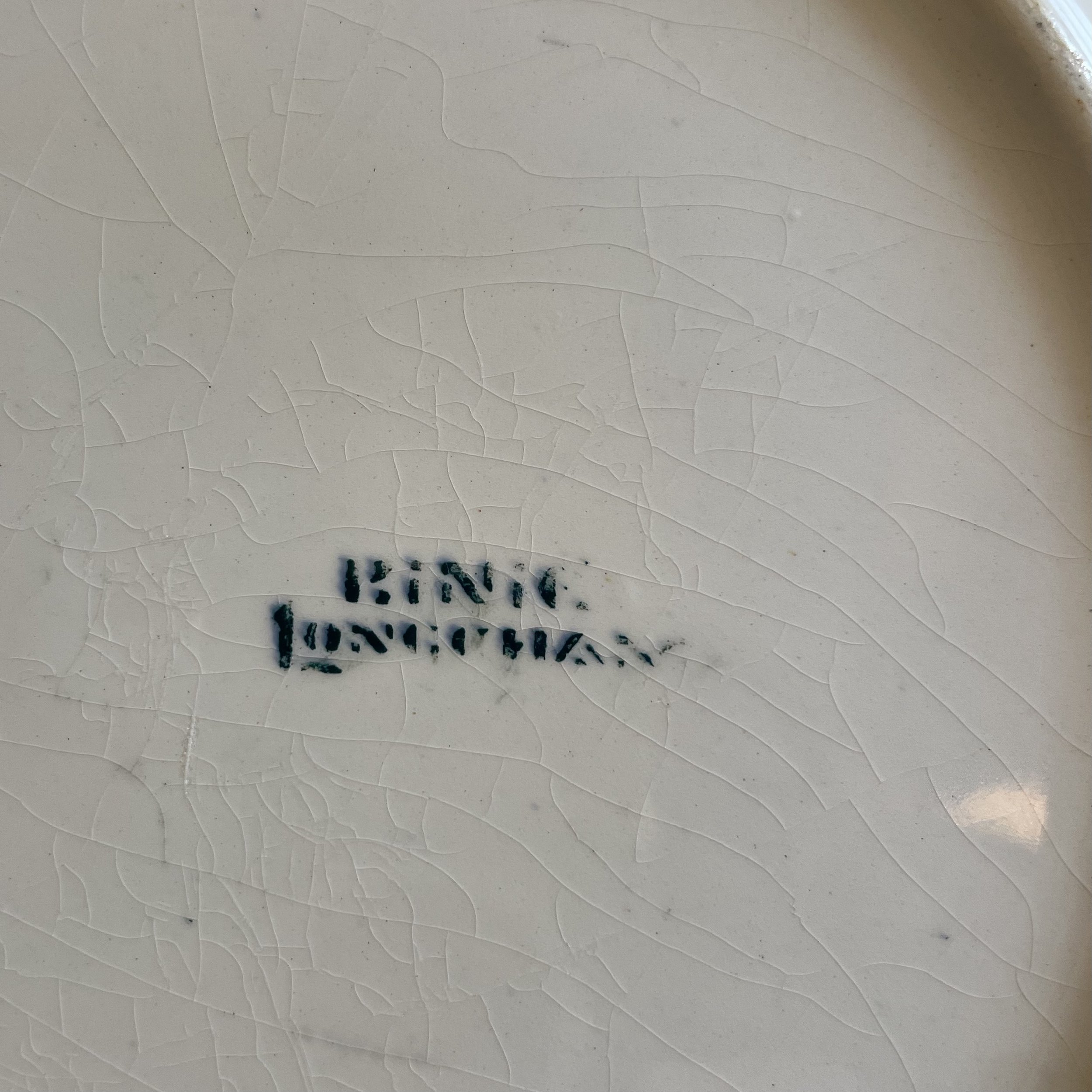 Plat à servir rond liseret vert et fleurs De My Byzance Broc