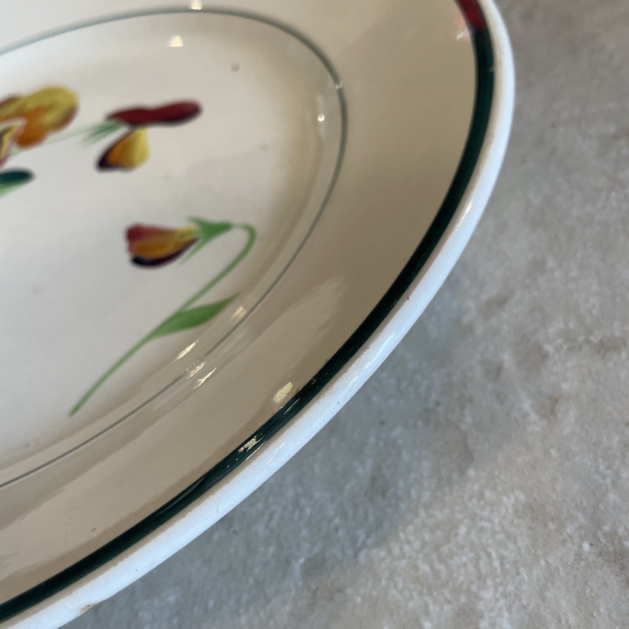Plat à servir rond liseret vert et fleurs De My Byzance Broc