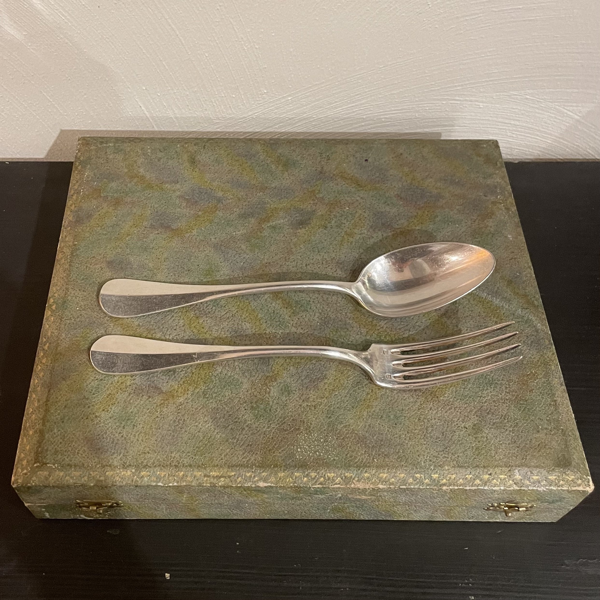 Série de 12 cuillères à soupe et 12 fourchettes métal argenté Cailar Bayard modèle Baguette De My Byzance