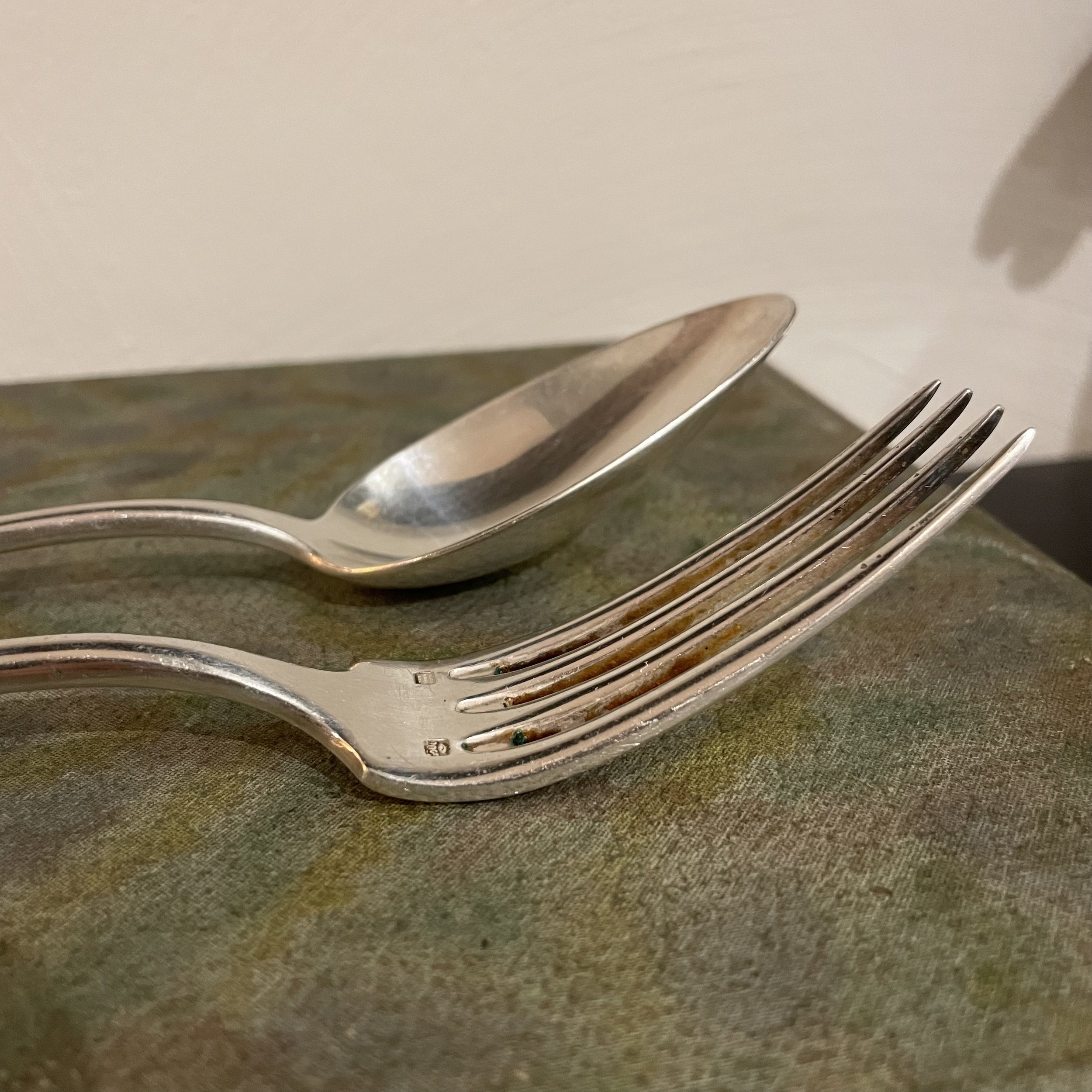 Série de 12 cuillères à soupe et 12 fourchettes métal argenté Cailar Bayard modèle Baguette De My Byzance