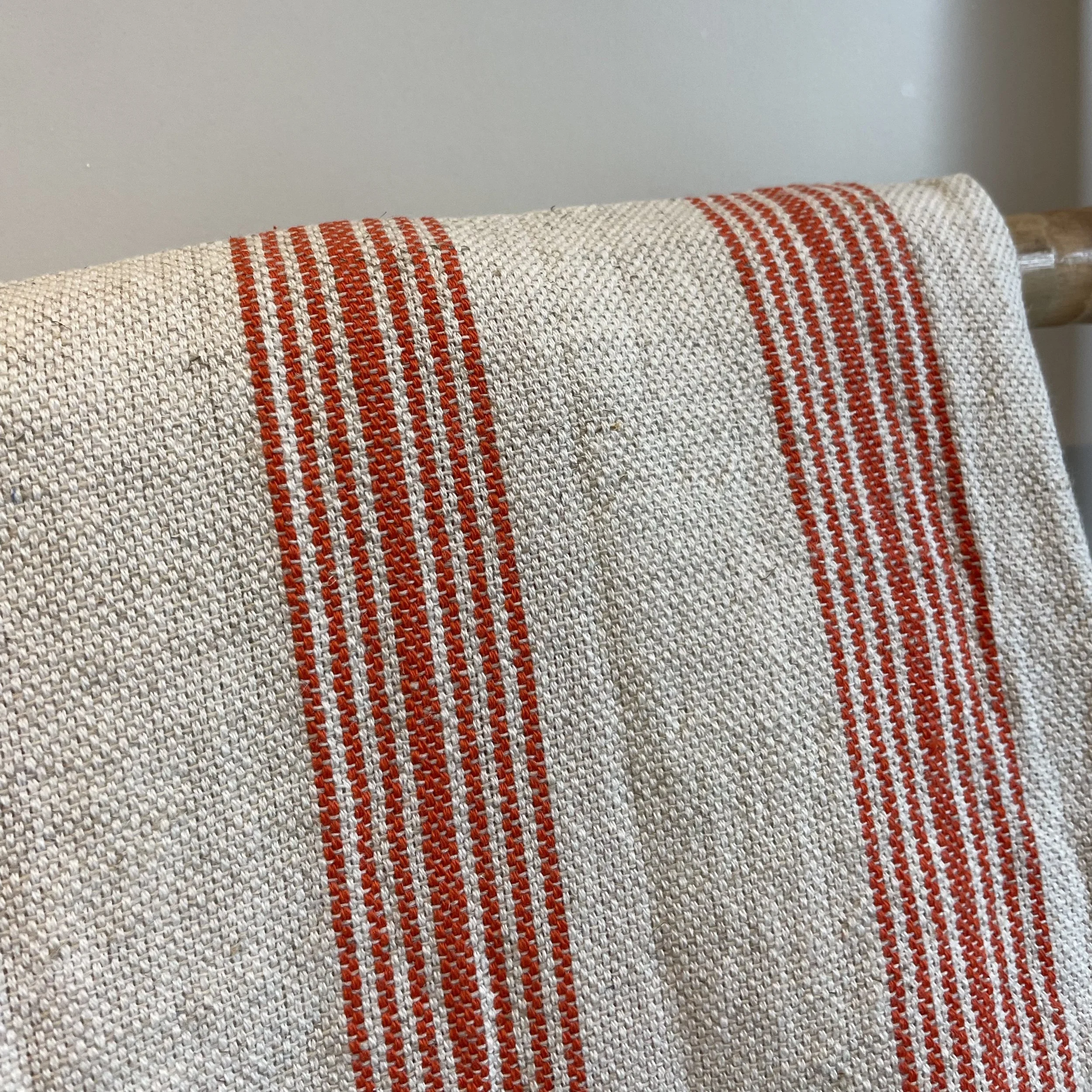 Fouta en lin et coton bandes oranges de my byzance
