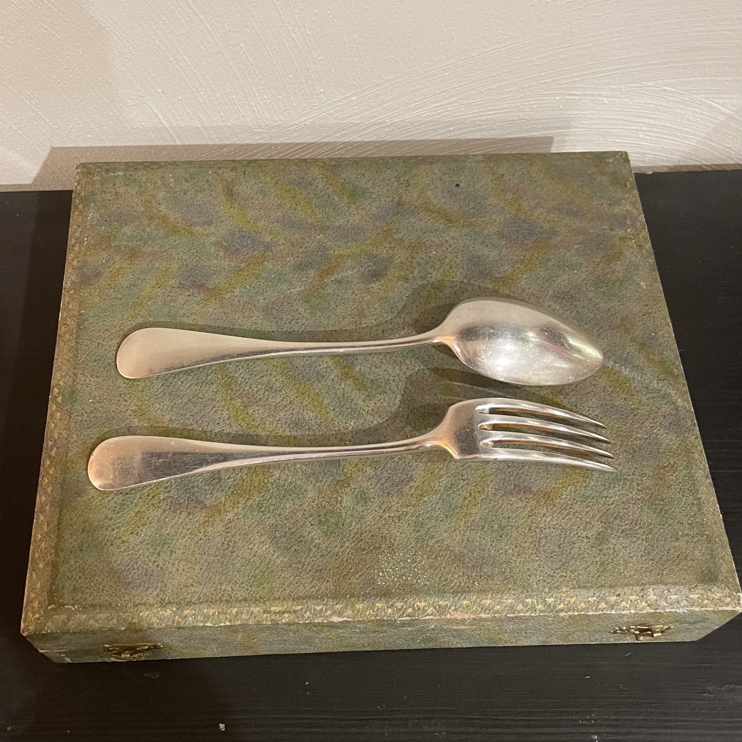 Série de 12 cuillères à soupe et 12 fourchettes métal argenté Cailar Bayard modèle Baguette De My Byzance