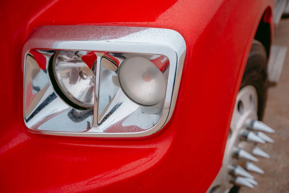 StevensTrucking-headlight_1000_IMG_1539-web-res.jpg