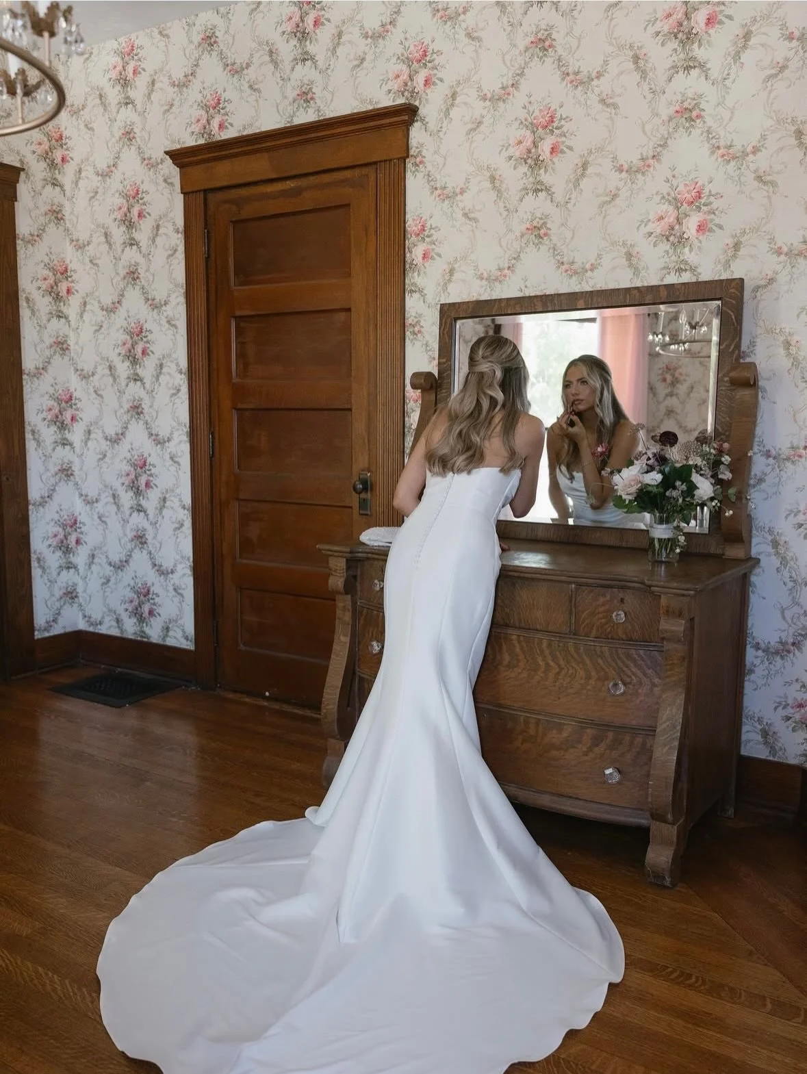 Vintage isn&rsquo;t a trend. It&rsquo;s a statement.

Sam &amp; Bailey&rsquo;s wedding is a perfect example of why vintage-inspired design is setting the tone for 2026 weddings. From heirloom-style stationery and romantic florals to timeless tablesca