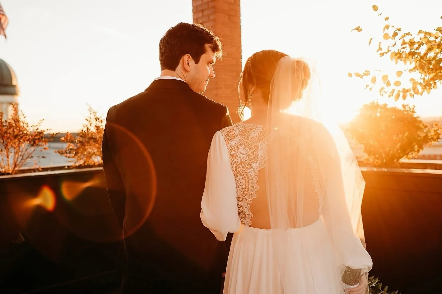 &ldquo;Every detail was intentional. Every moment was theirs.&rdquo;

📸: @sarahhillphotographyllc 

#weddingcoordinator #louisvilleweddings #goldenhourwedding #eventsbyjacquline #weddingday