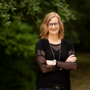 Deb Bailey.png