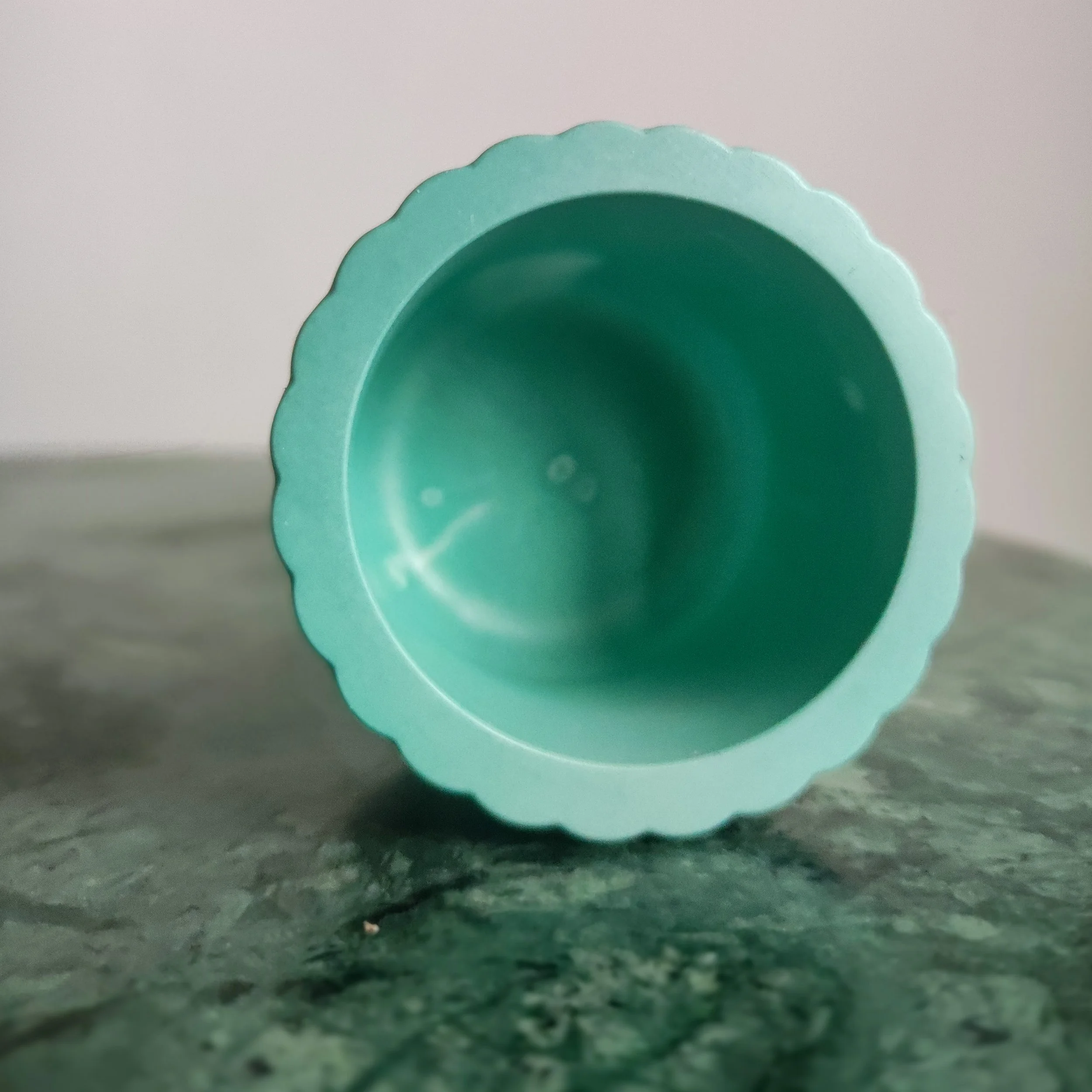 Pot_vert_coule-4.jpg