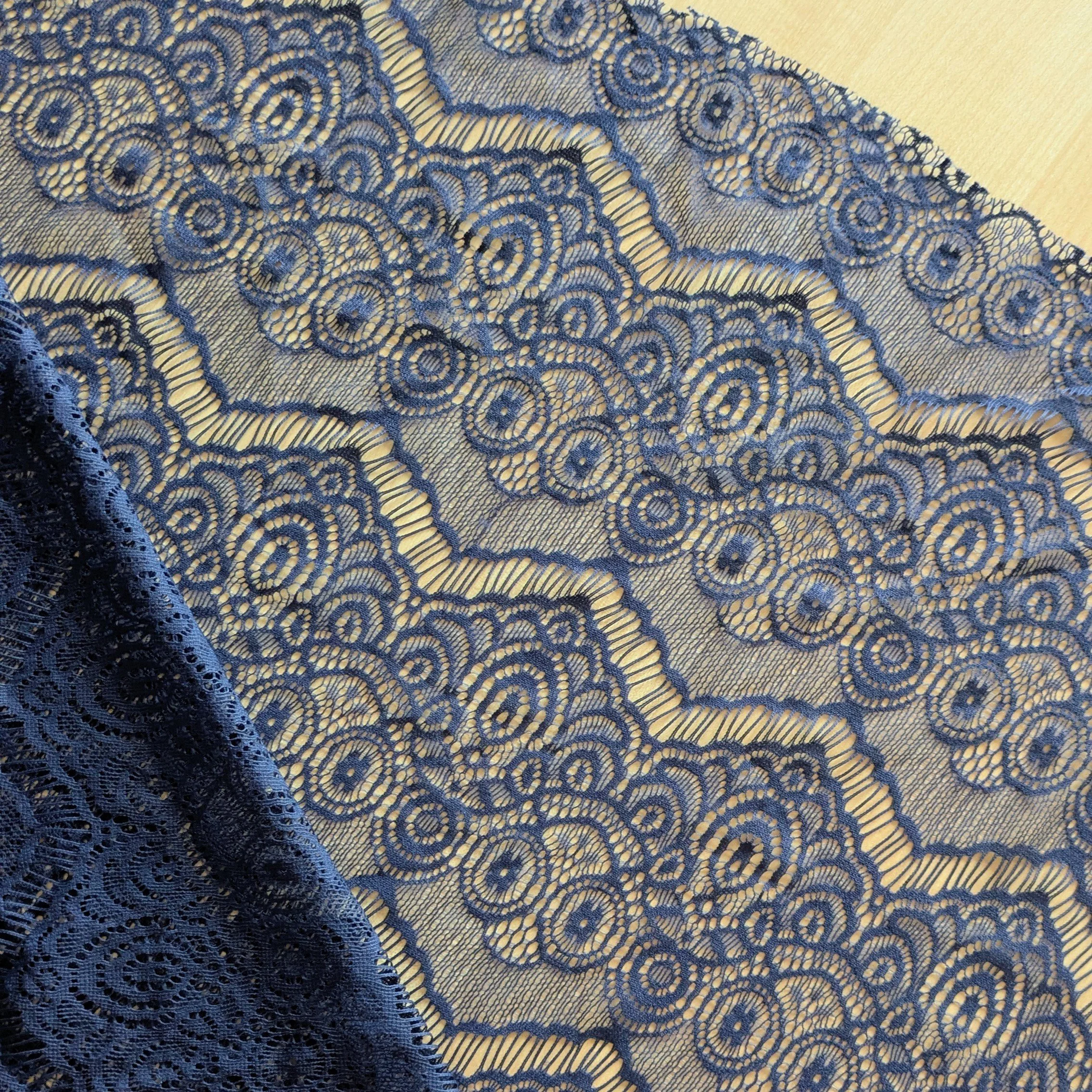 Dentelle rigide | Bleu marine