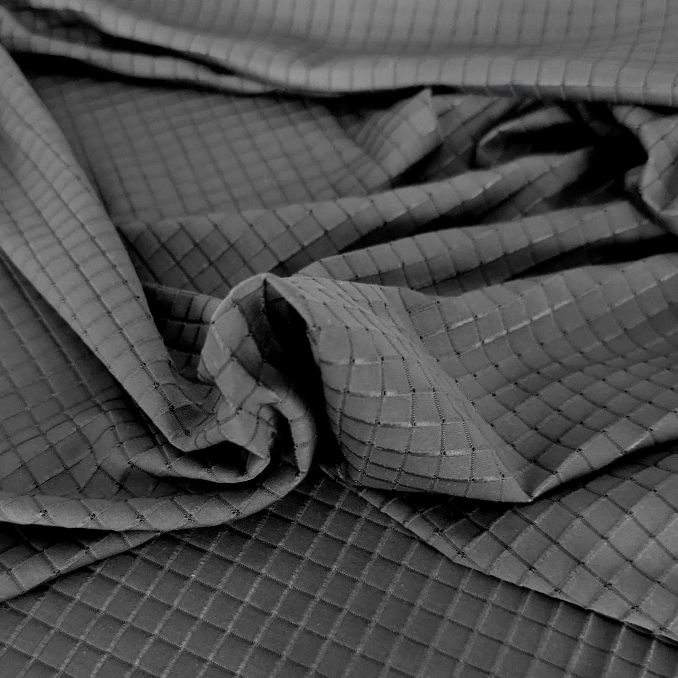 Micro_carreaux_gris (1).jpg
