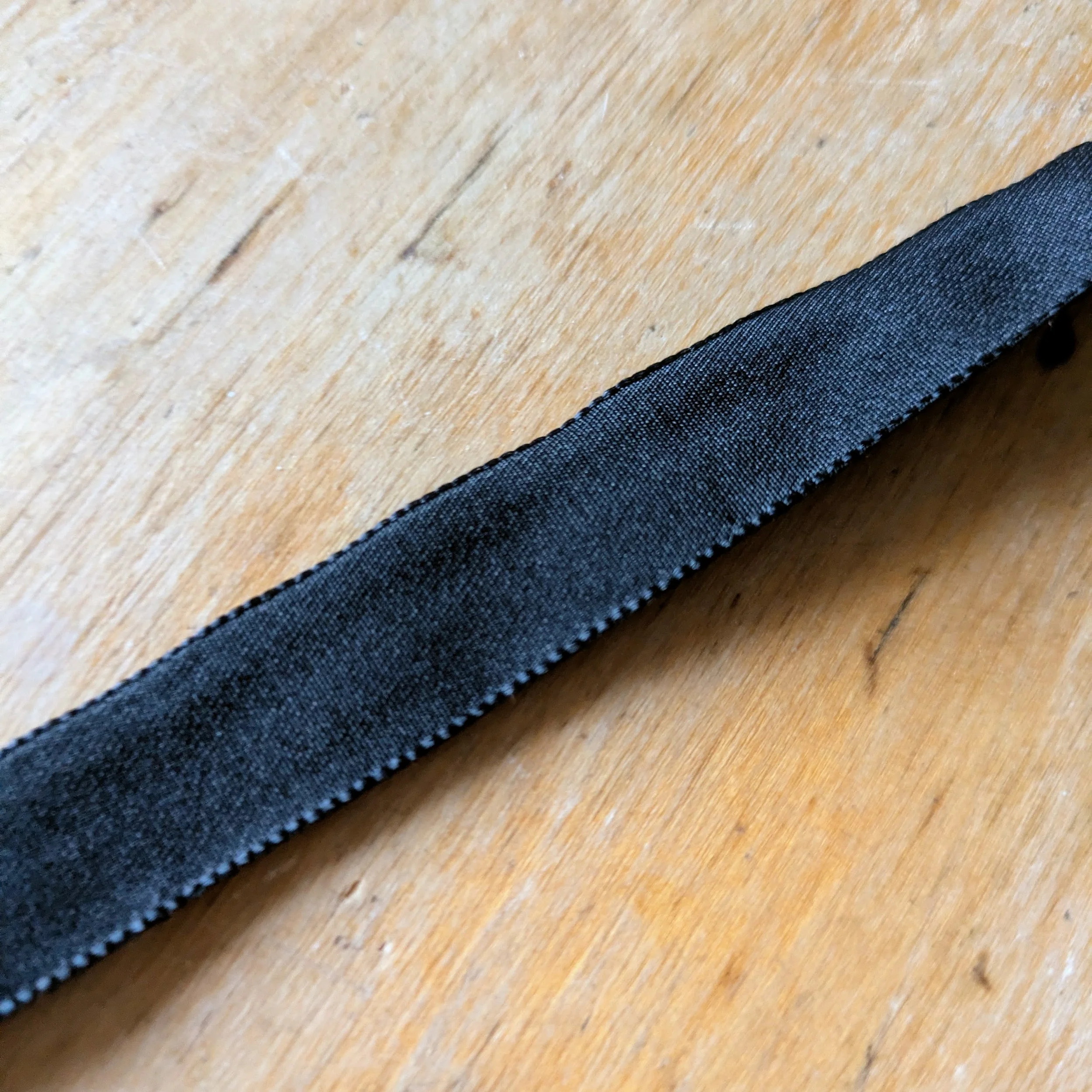 Ruban velour (2).jpg