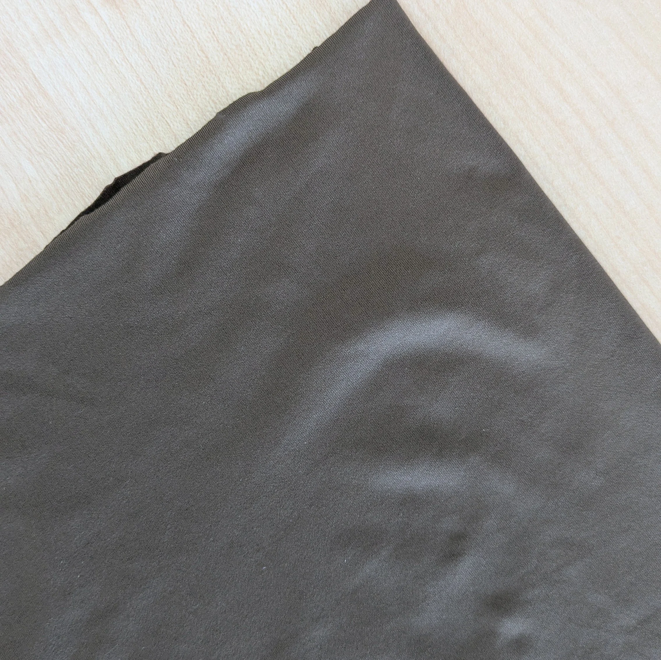 Microfibre marron (2).jpg