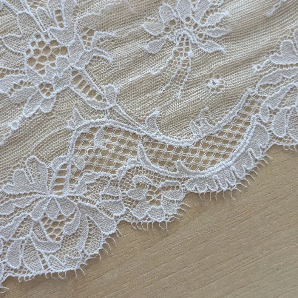 Dentelle | Blanche | Qualité prémium