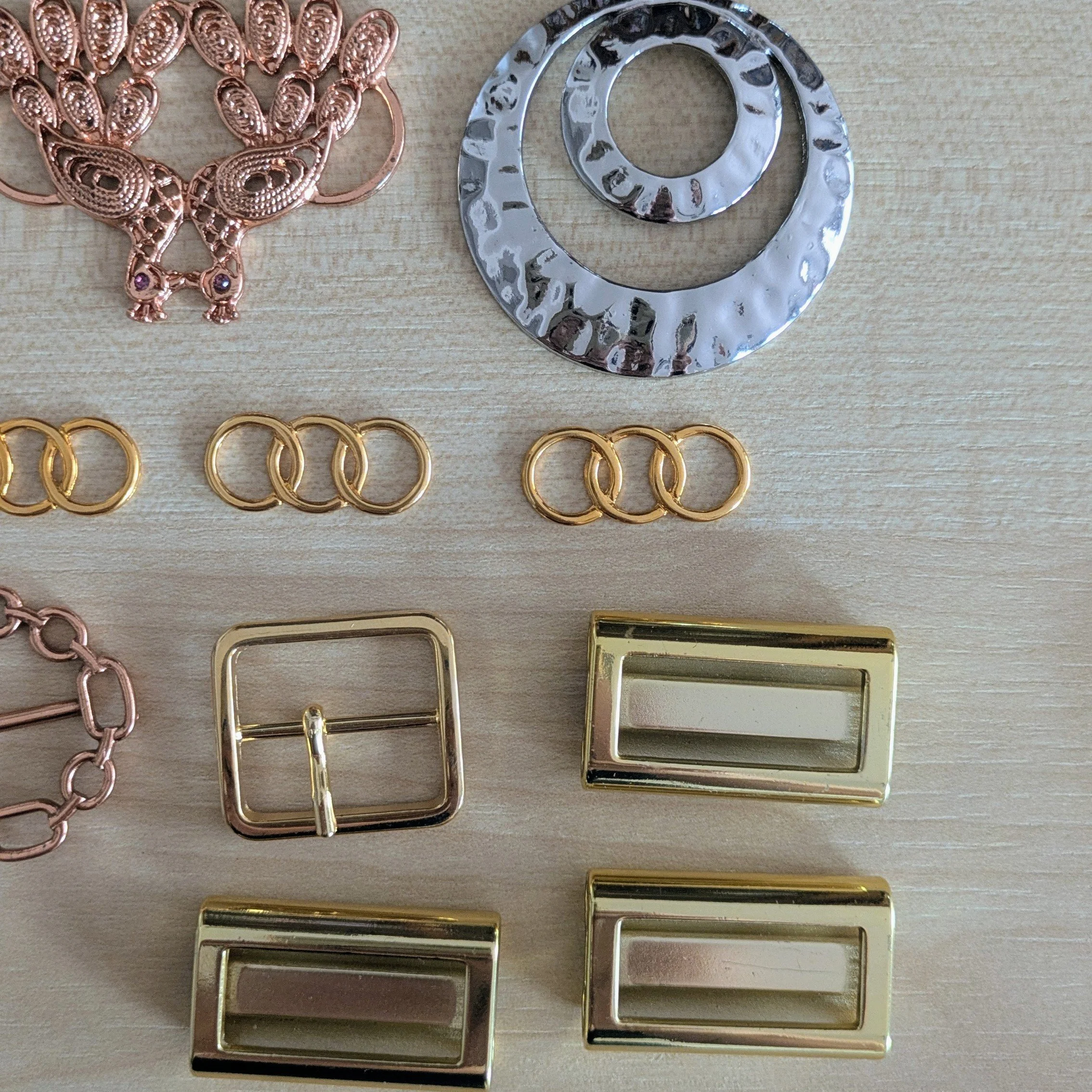 Lot bijoux (1).jpg