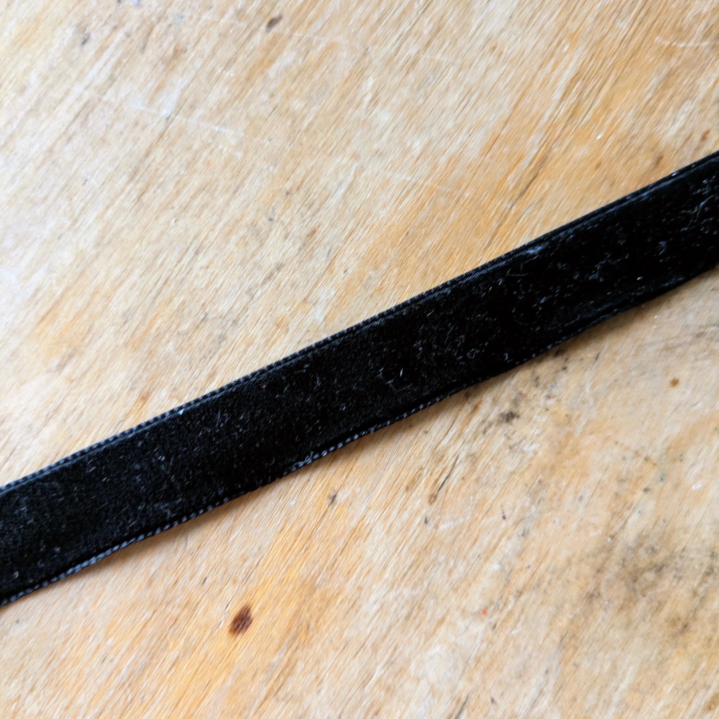 Ruban velour (1).jpg