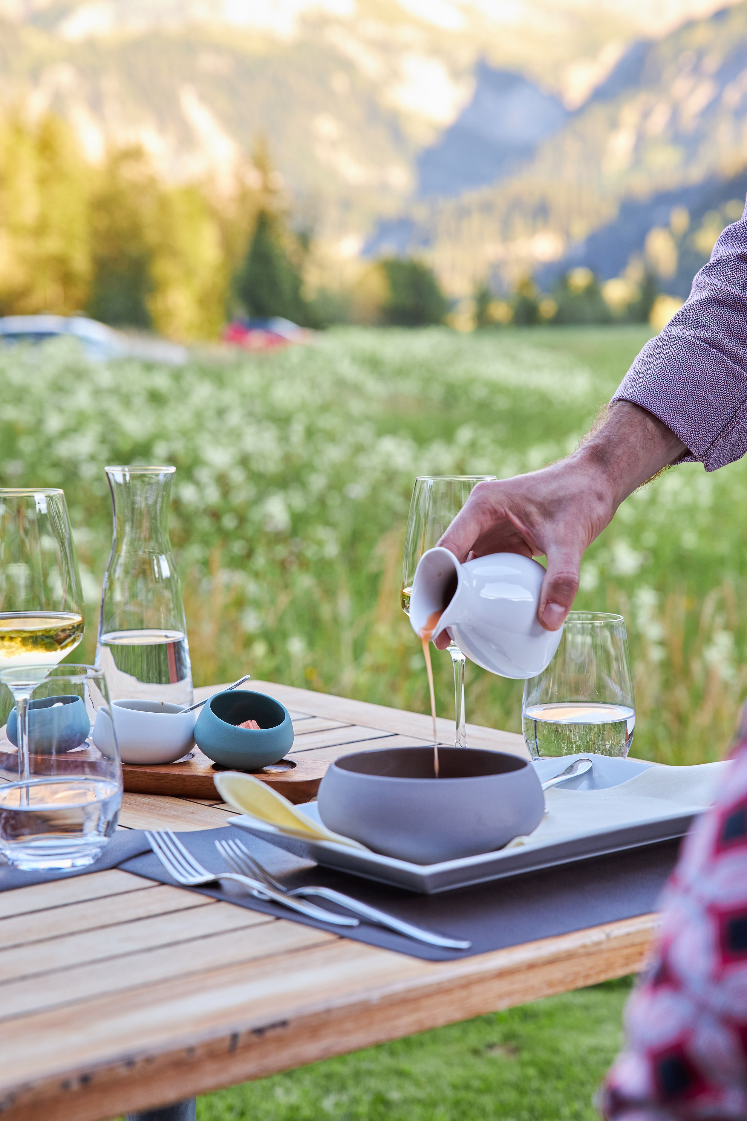 HAL_Terrasse, Essen, Servieren, Erdbeer-Gazpacho_01.jpg