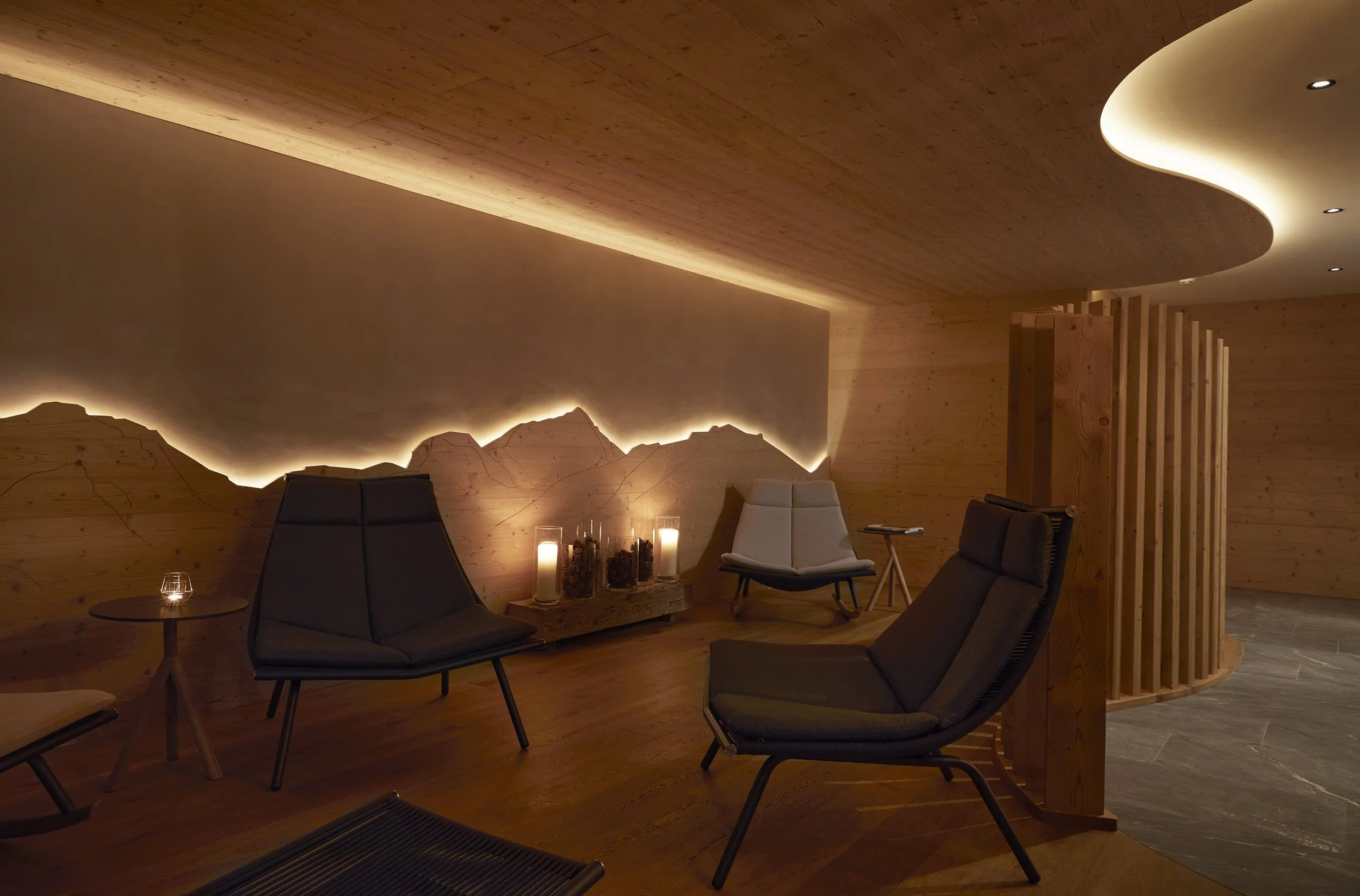 Hotel Alpenland_Bergsauna_Ruhebereich_klein.jpg