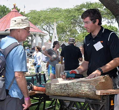 exhibitors-01.jpg