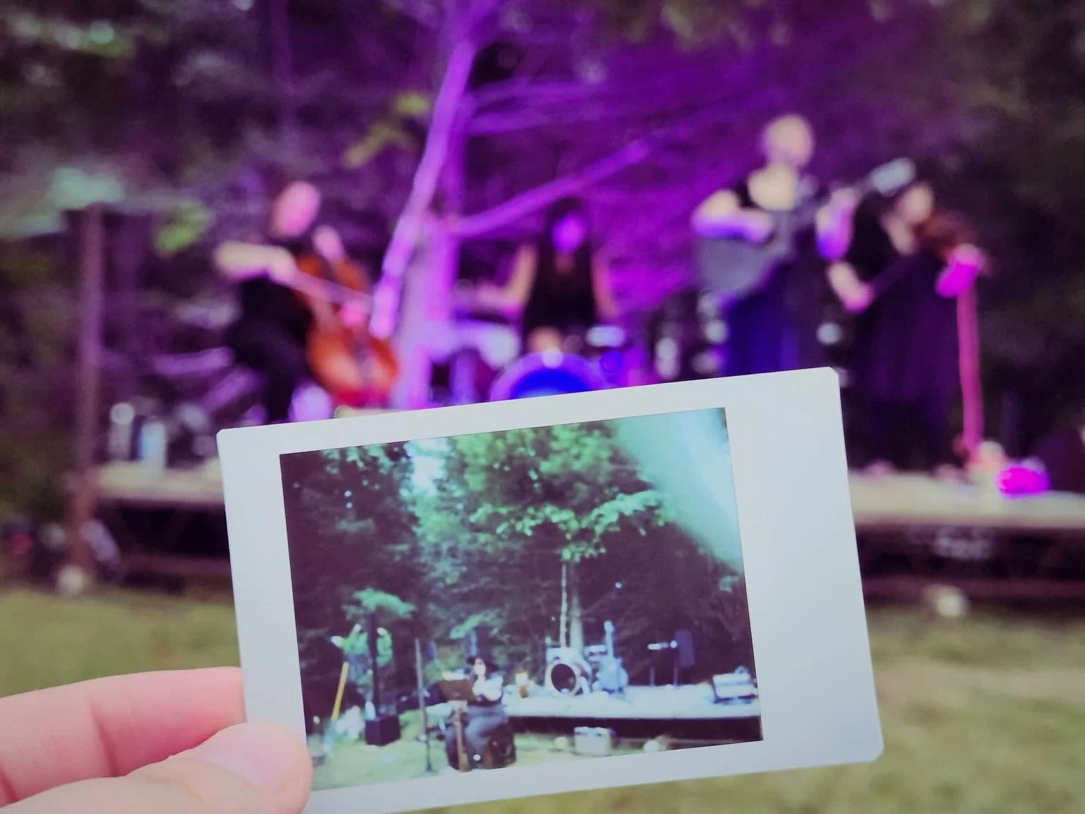 Thanks for all the magic during the MN House Show Tour ✨

More to be conjured this Saturday 9/19 @fourteen_43 in St. Paul 🔮

DM or email superiorsirenmusic@gmail.com 🖤