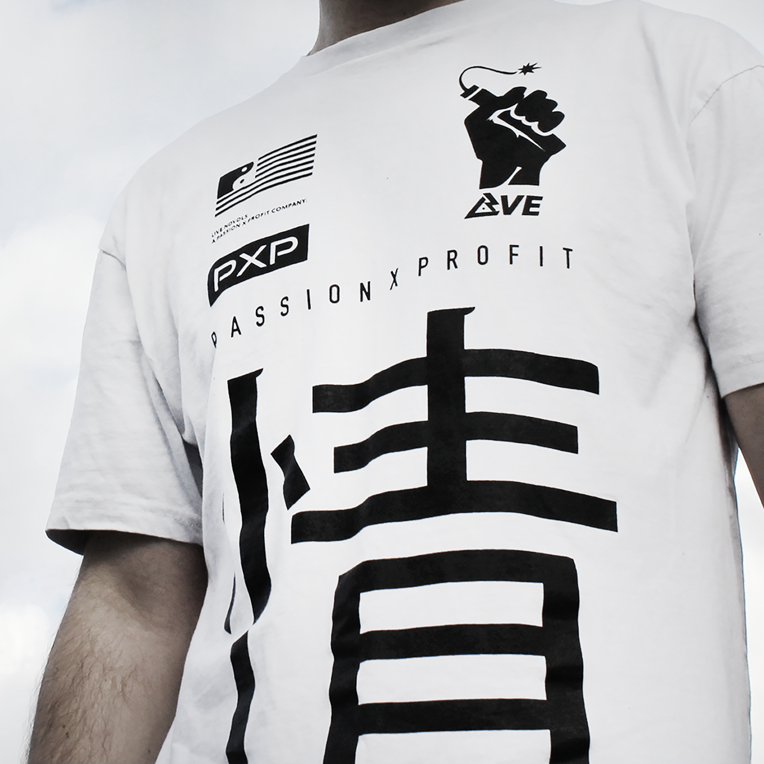 live ind white shirt close.png