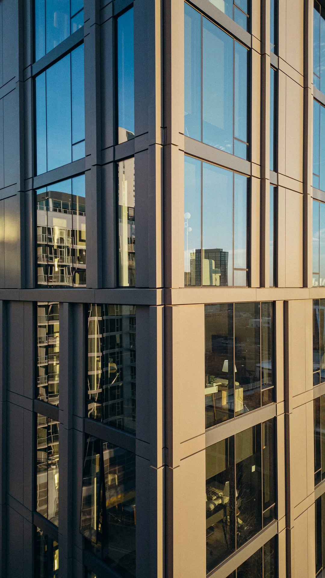 West Loop Building  iin Chicago, IL