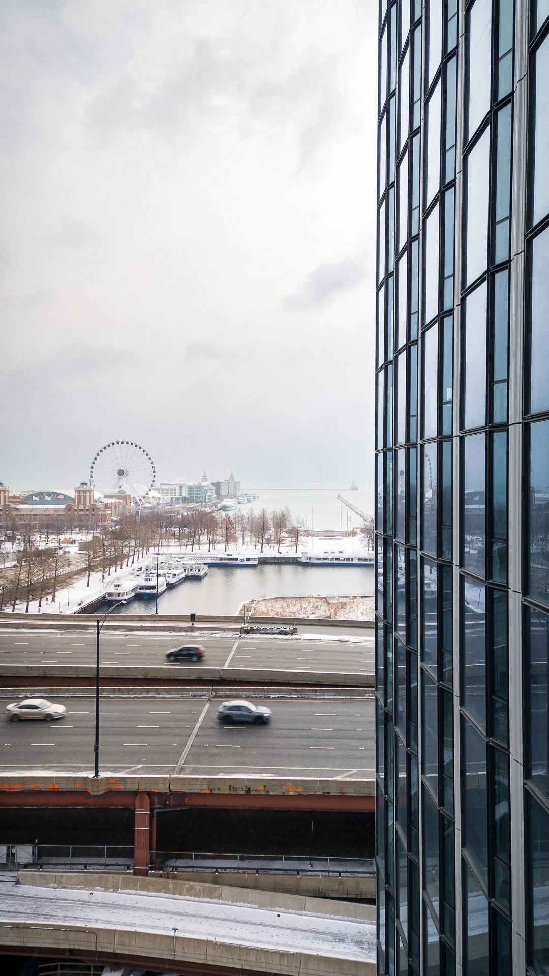 Under construction 400 N Lake Shore Drive skyscraper in Chicago, IL