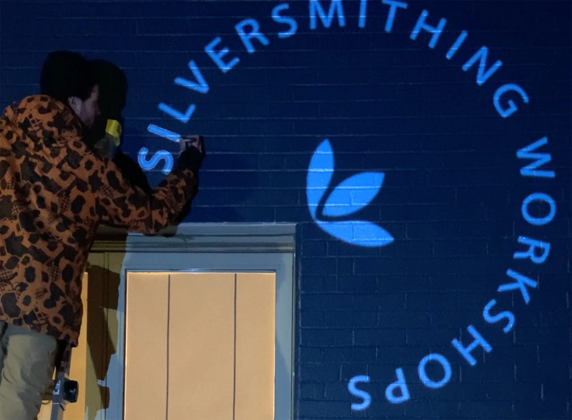 Sign Painter exterior signage