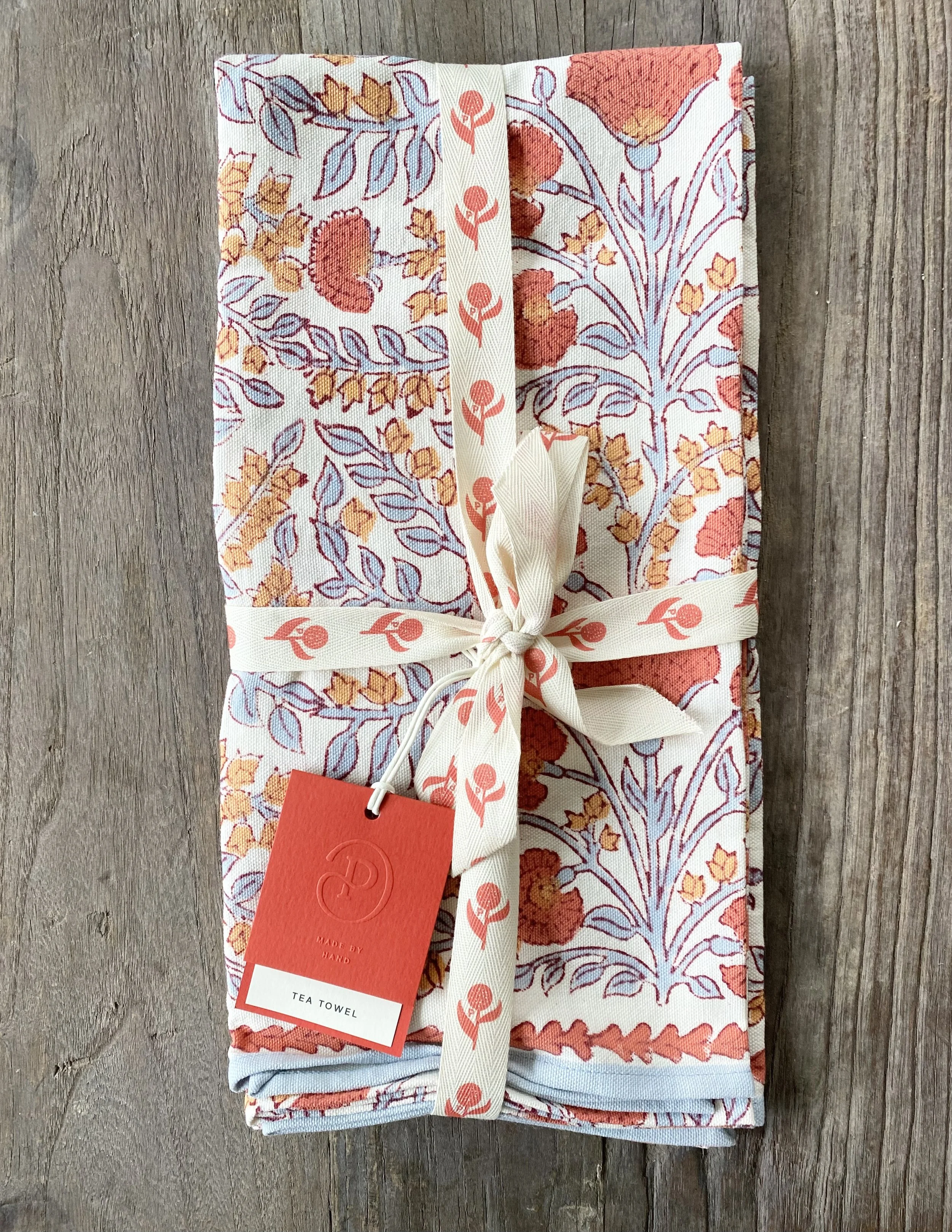 Pomegranate Inc Cactus Flower Ivory Tea Towel (Set of 2)