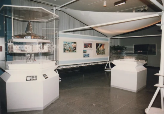 1984-YT2-sm.jpg
